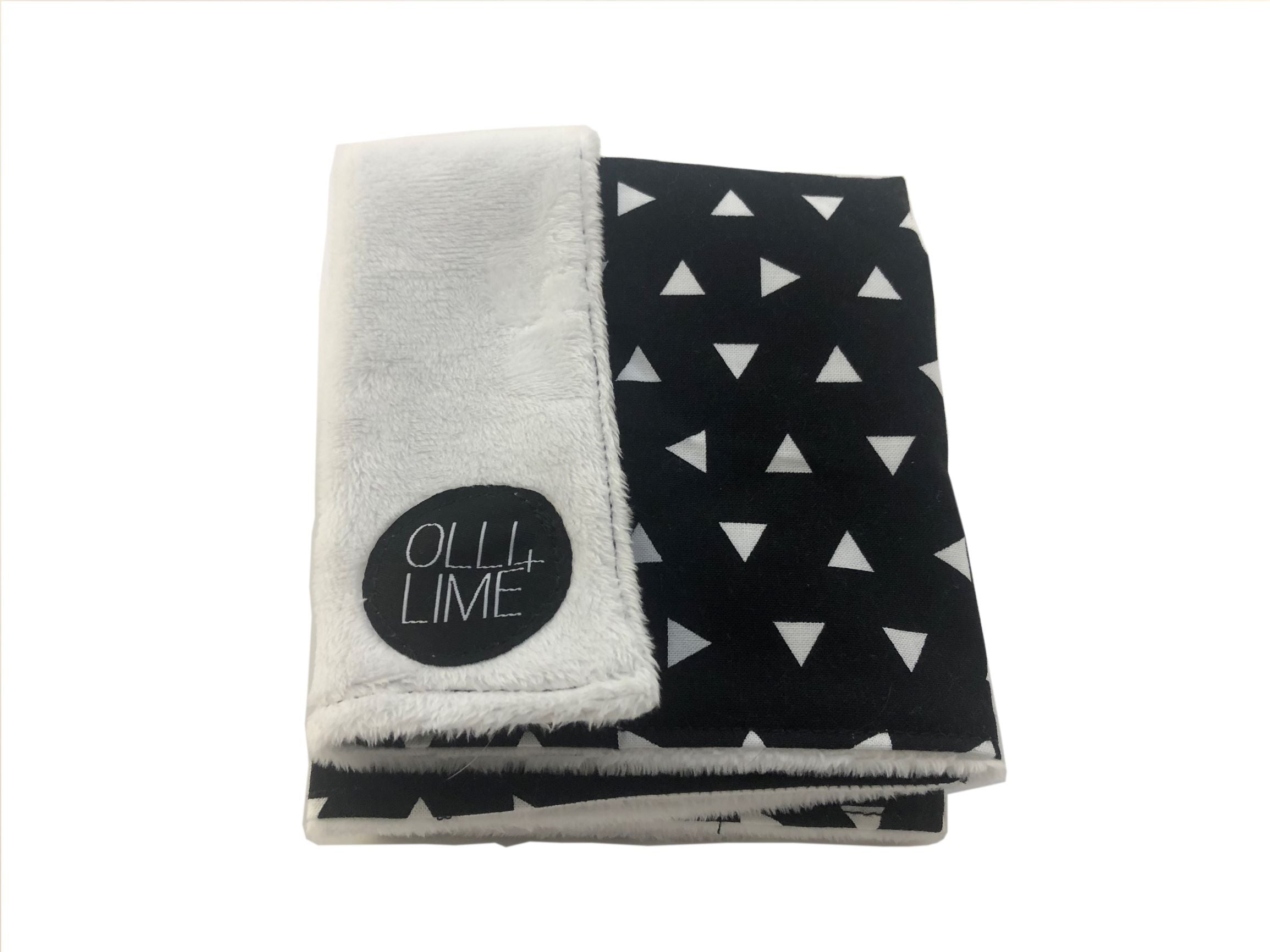 Kingsley - Deluxe - White Triangles on Black Crib Bedding Set